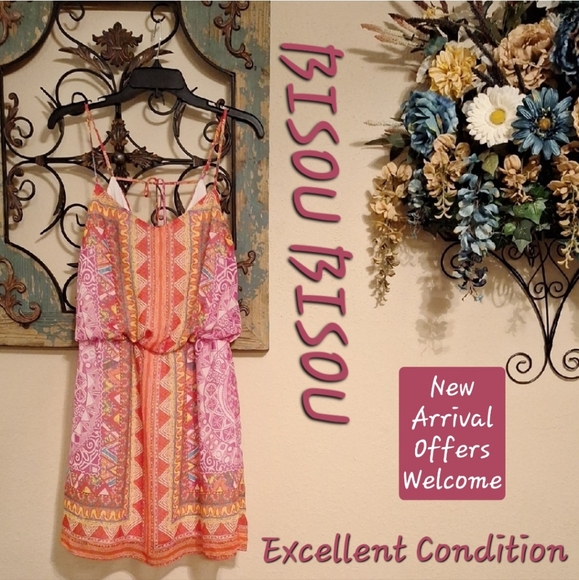 Bisou Bisou Dresses & Skirts - Bisou Bisou Pink and Orange Sundress. Excellent Condition Size 8